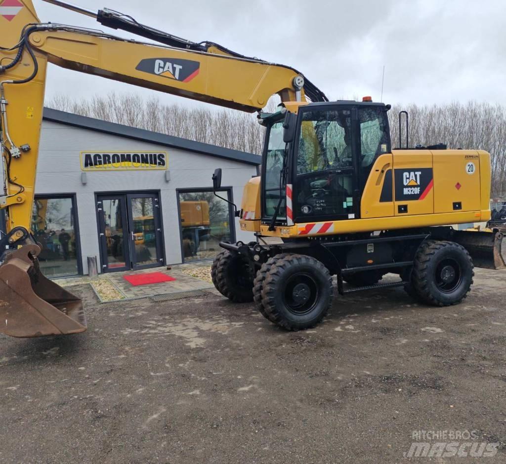 CAT M320 F Wielgraafmachines