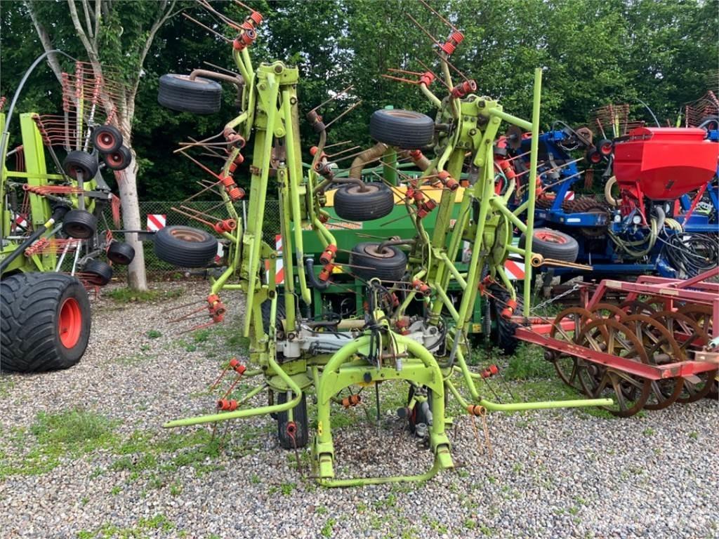 CLAAS VOLTO 870 Schudders