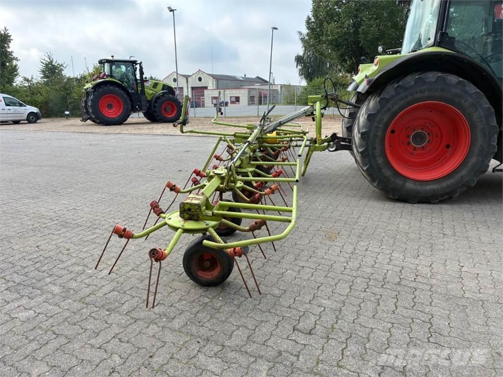 CLAAS VOLTO 870 Schudders