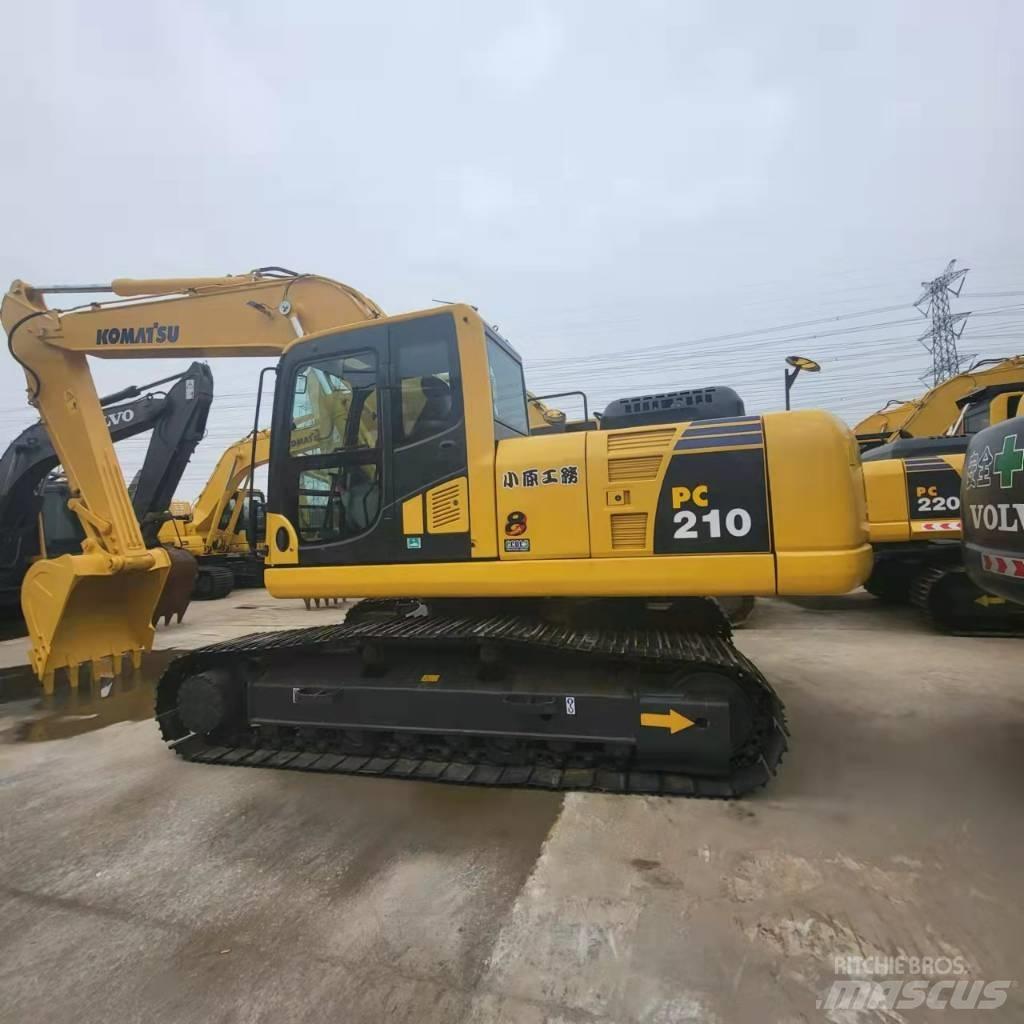 Komatsu PC 210 Rupsgraafmachines