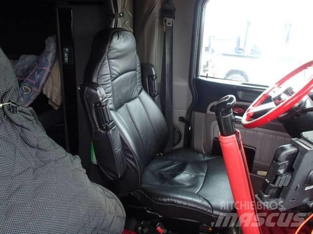 Peterbilt 388 Trekkers