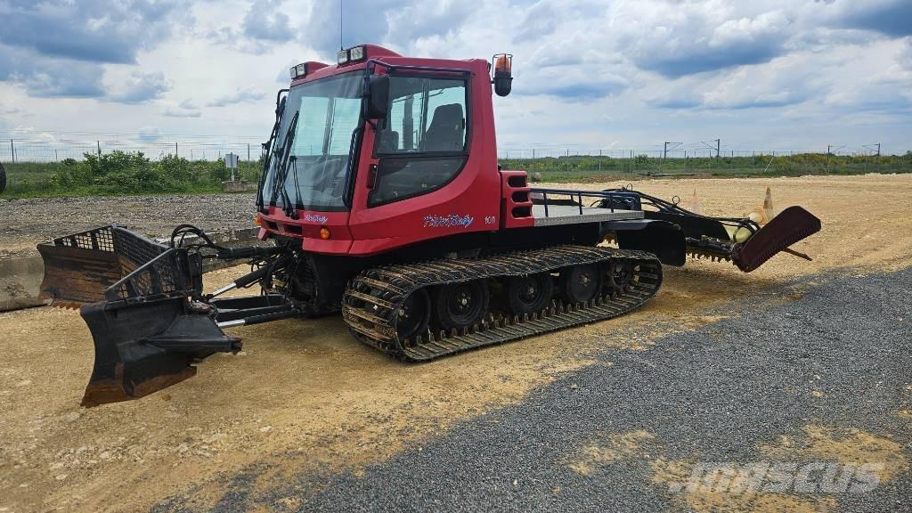  Pistenbully PB 100 Sneeuwruimers en -schuivers
