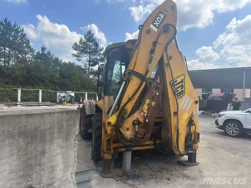 JCB 4 CX Rupsgraafmachines
