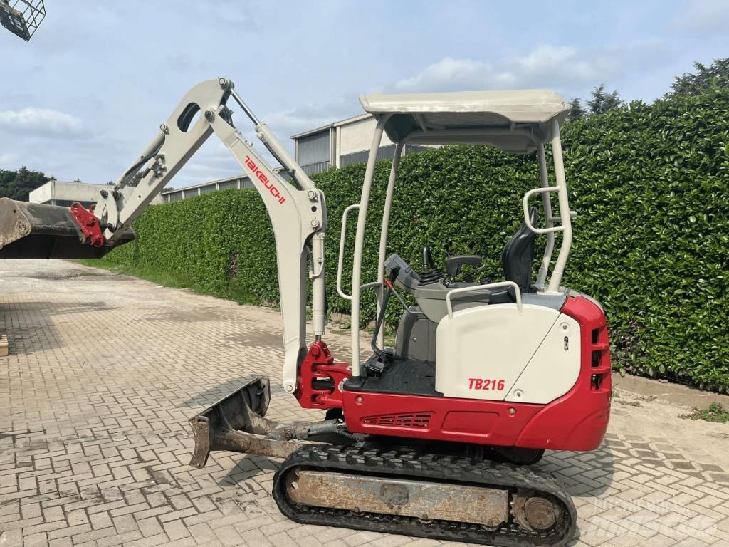 Takeuchi TB 216 Minigraafmachines < 7t