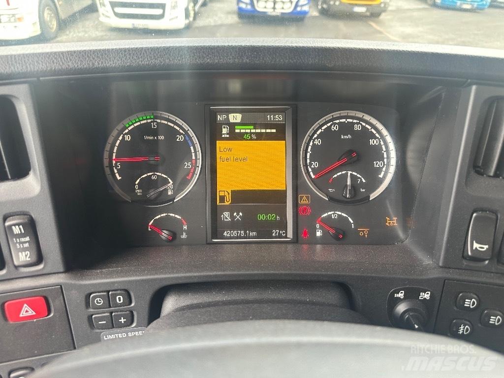 Scania R580 6x2*4 Vrachtwagen met containersysteem