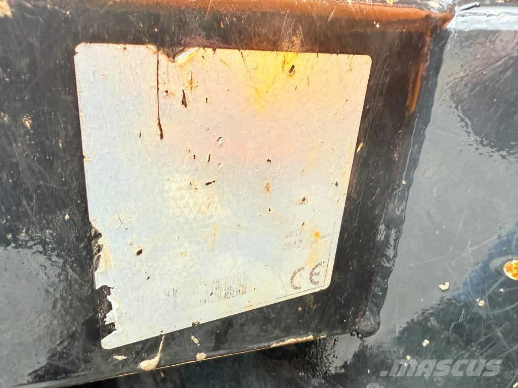 JCB 6 T Mini Dumpers