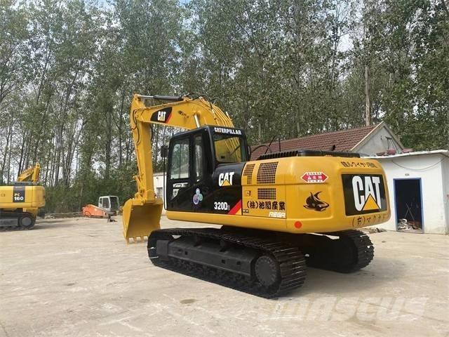 CAT 320D Rupsgraafmachines
