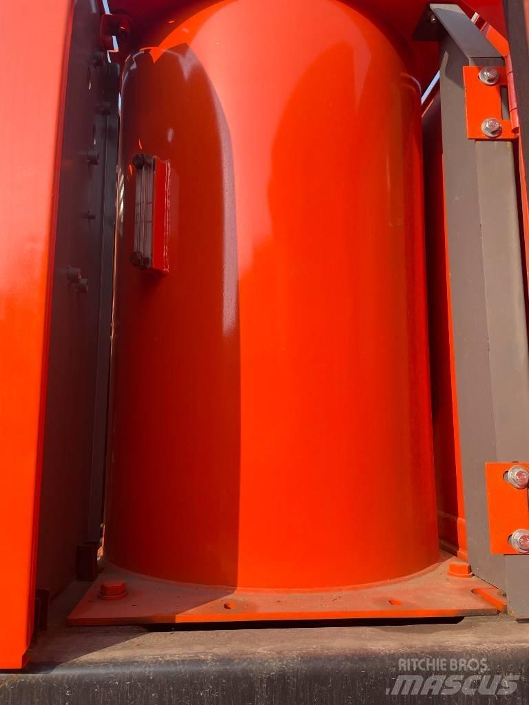Hitachi ZX 210 Rupsgraafmachines