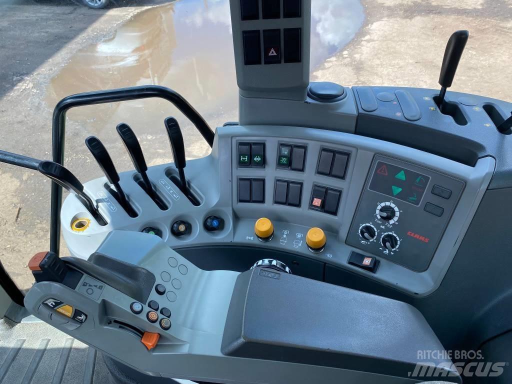 CLAAS Arion 640 Tractoren