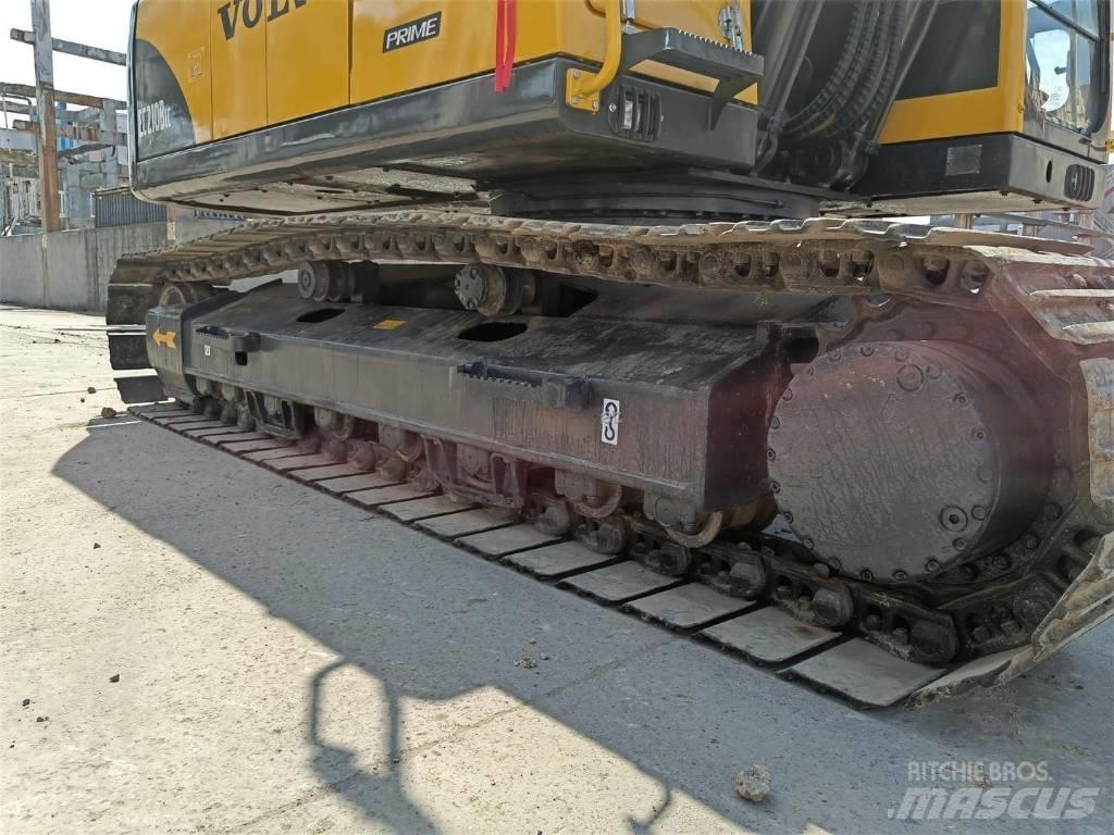 Volvo EC210B Rupsgraafmachines