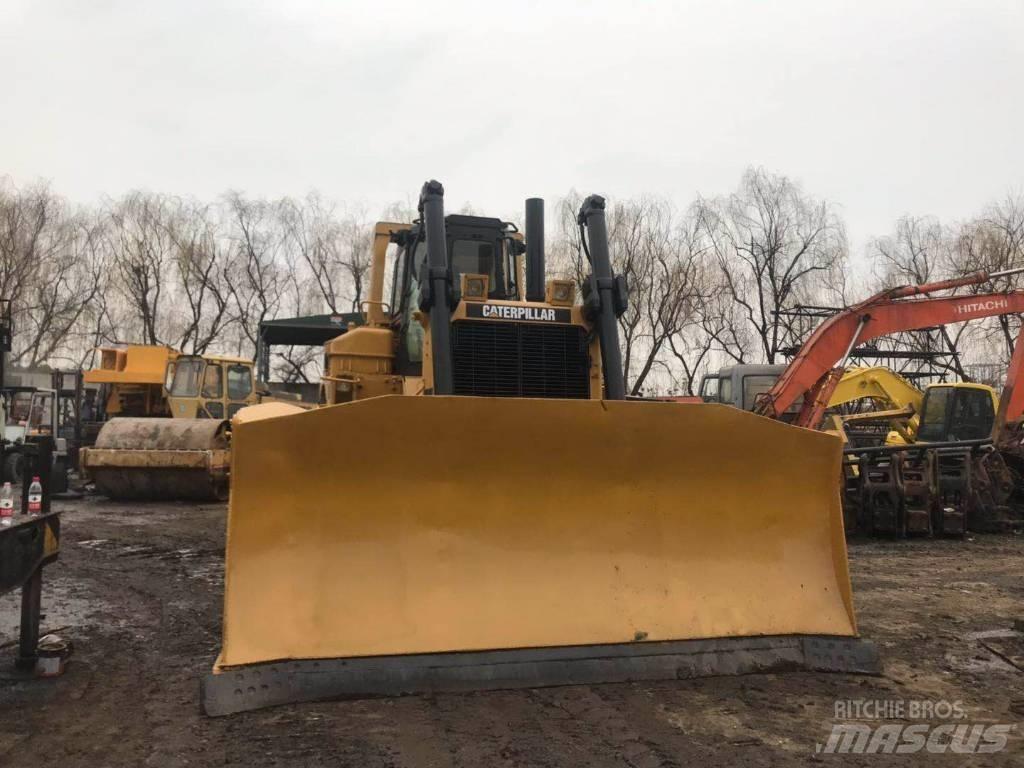 CAT D8N Rupsdozers