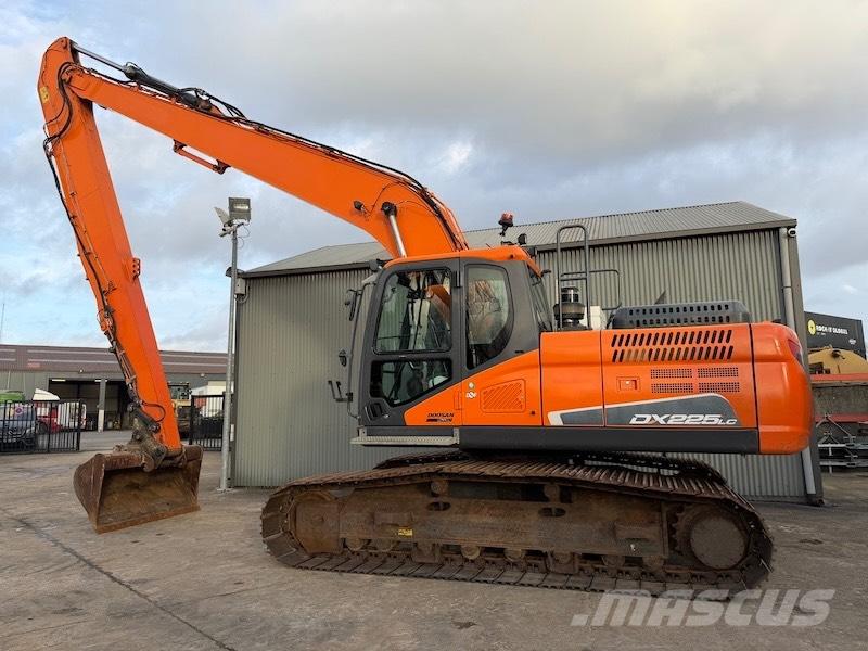 Doosan DX 225 LC-5 Graafmachines Long Reach