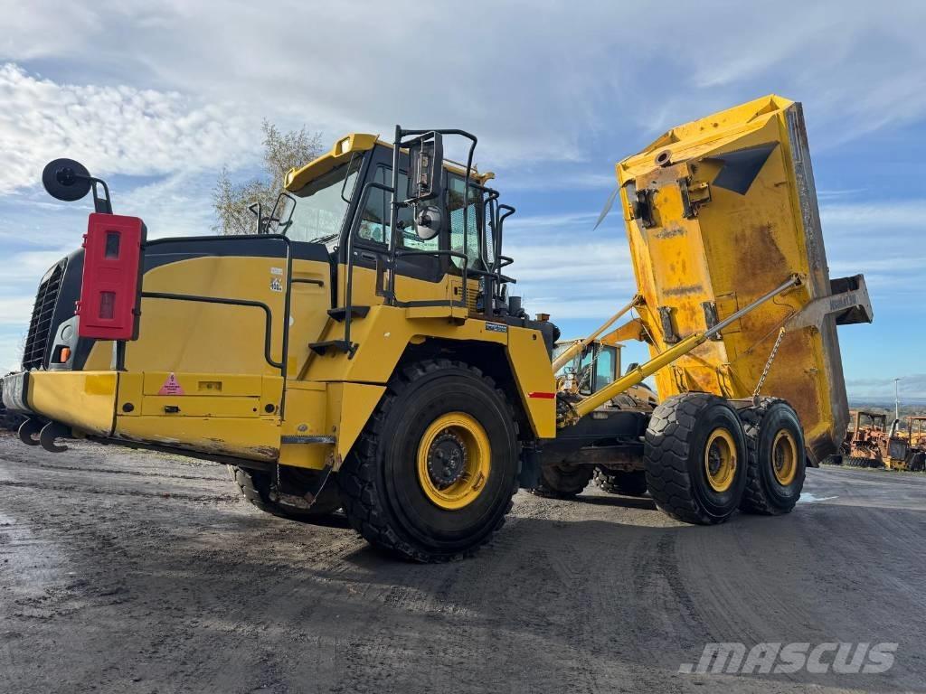 Komatsu HM 300-3 Knik dumptrucks