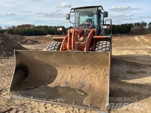 Hitachi ZW 220 Wielladers