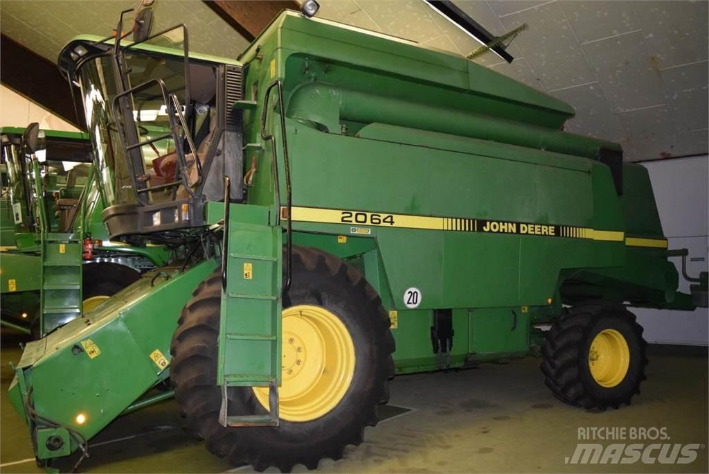 John Deere 2064 Maaidorsmachines