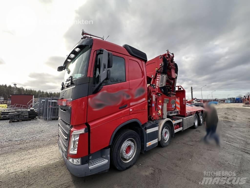 Volvo FH 500 Vlakke laadvloer met kraan