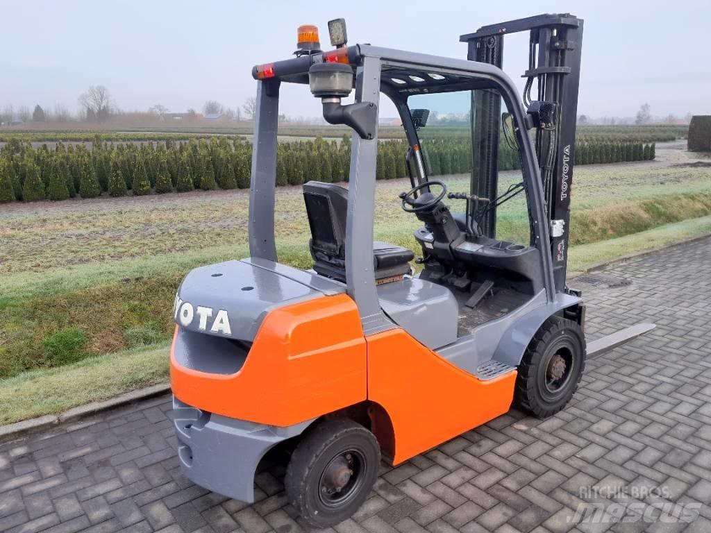 Toyota Tonero 25 Diesel heftrucks
