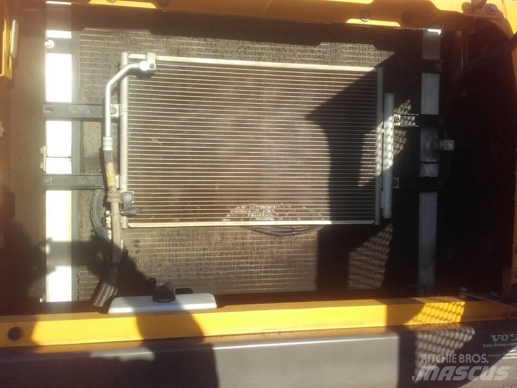 Volvo EC250DL Rupsgraafmachines