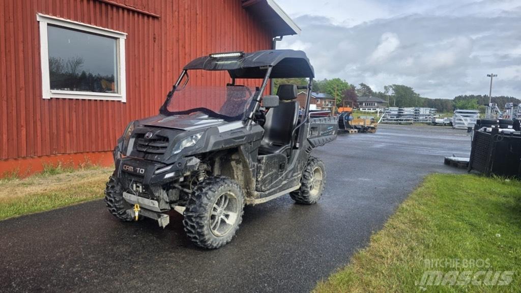  UTV CF 850 Minigraafmachines < 7t