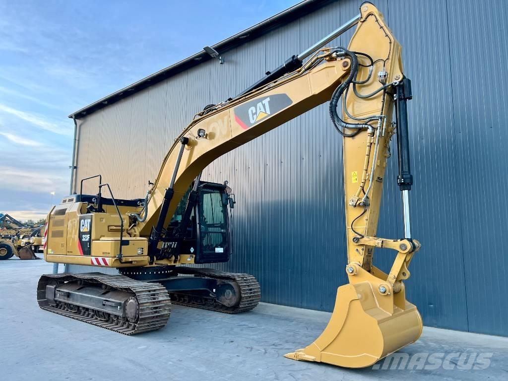 CAT 323F L Rupsgraafmachines