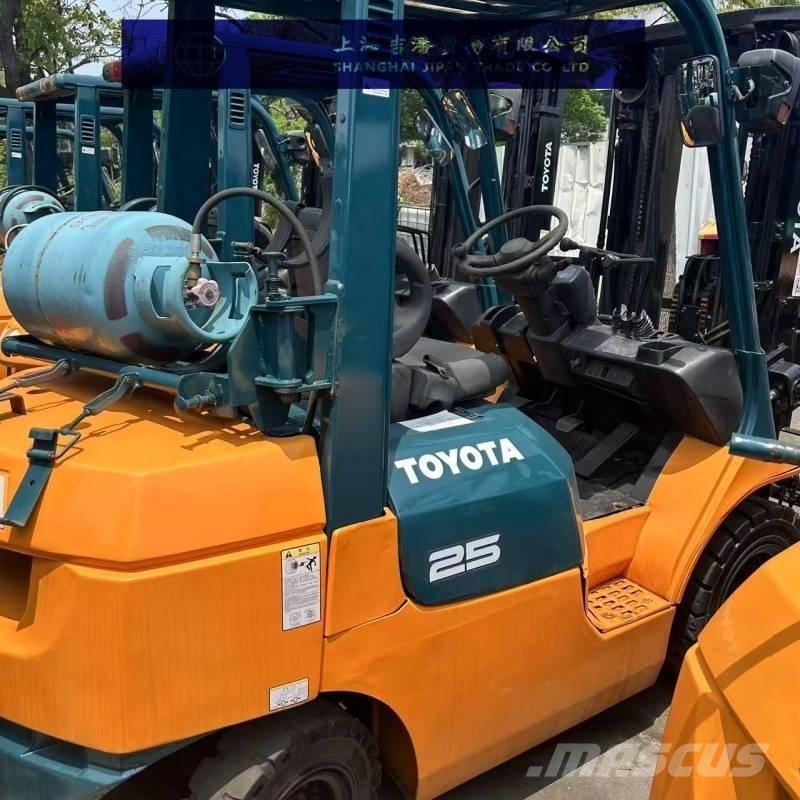 Toyota 7 FGU 25 Diesel heftrucks