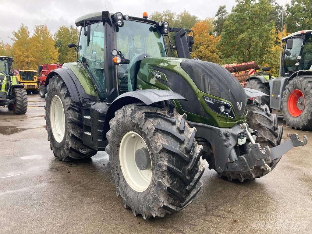 Valtra T 234 Tractoren