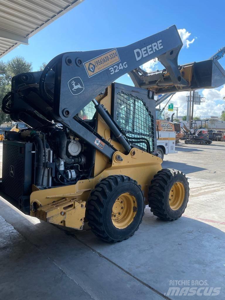 John Deere 324G Schrankladers
