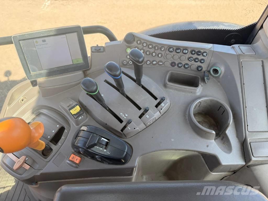 John Deere 6130 R Tractoren
