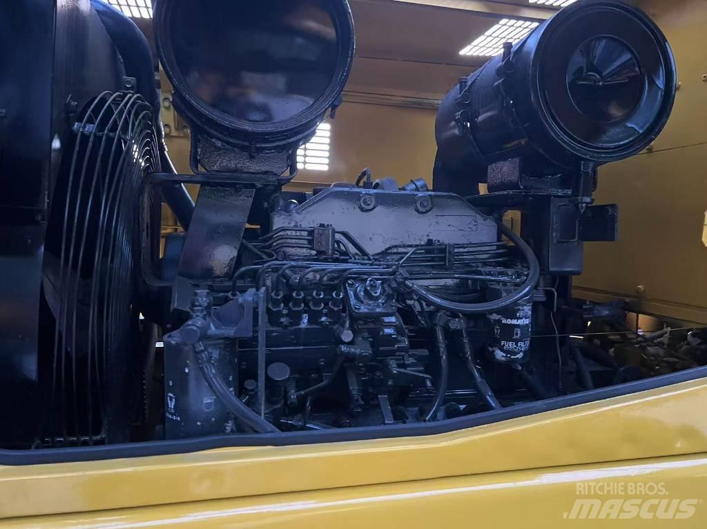 Komatsu WA320-3 Wielladers