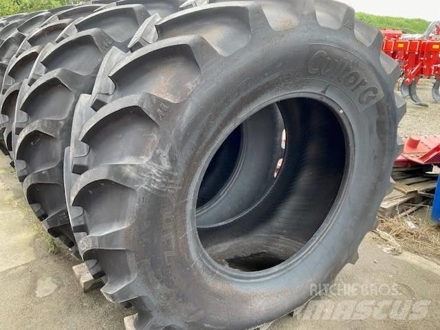 Cultor 710/70R38 Banden, wielen en velgen
