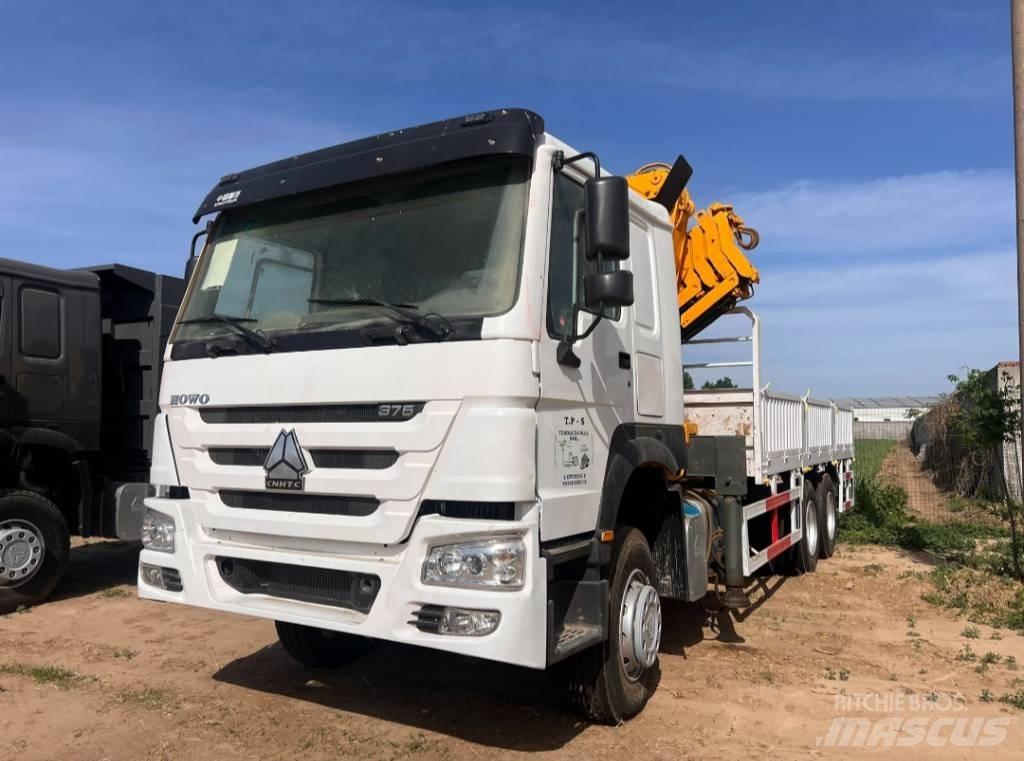 Howo 375 Vrachtwagen met containersysteem
