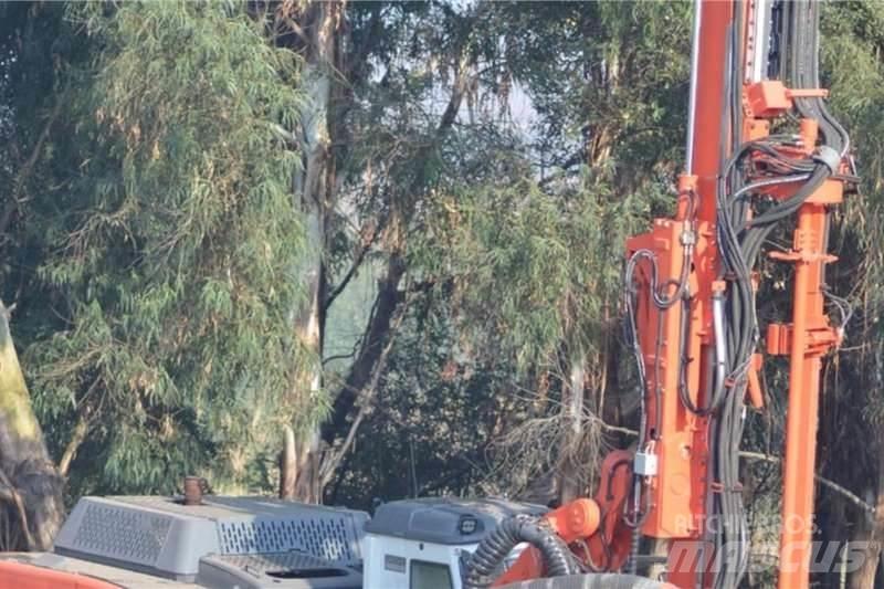 Sandvik DP1500i Surface drill rigs