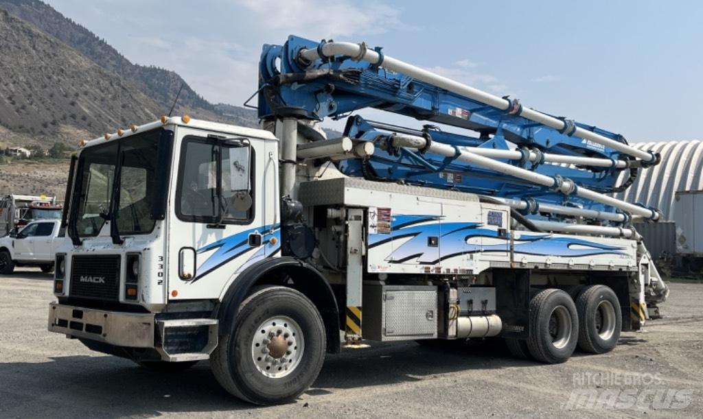 Alliance 33M Betonpomptrucks