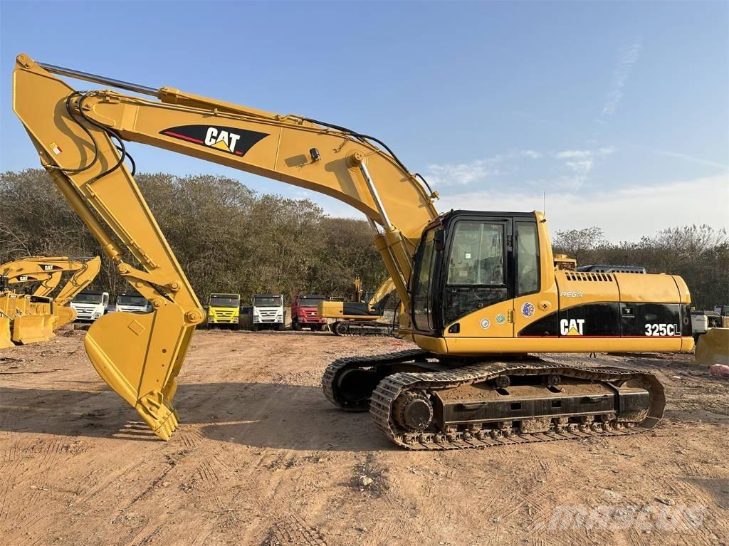 CAT 325C Rupsgraafmachines