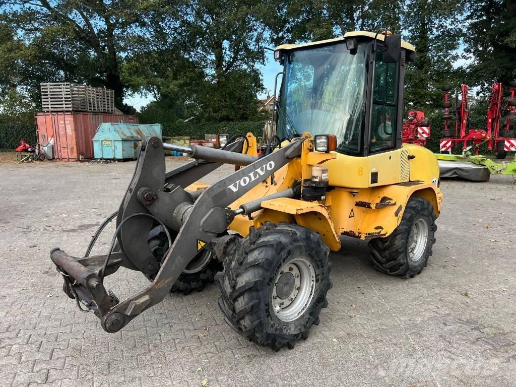 Volvo L 30 B Wielladers
