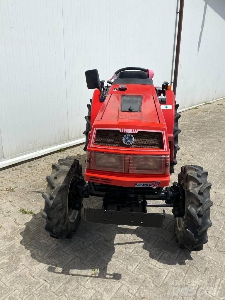 Mitsubishi MT20 Compacttrekkers