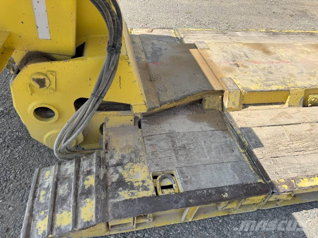 Goldhofer SSTZ-VH Low loader-semi-trailers