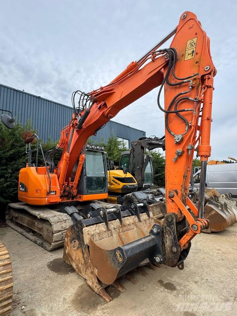 Doosan DX140 LC Rupsgraafmachines
