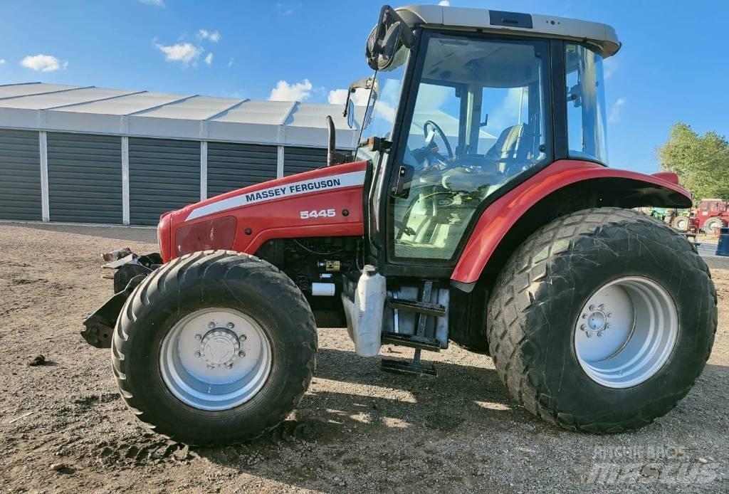 Massey Ferguson 5445 Tractoren