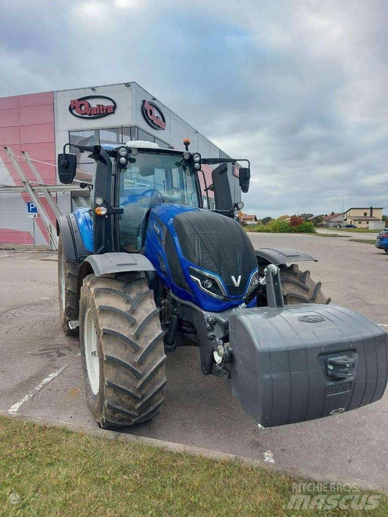 Valtra T235V Tractoren