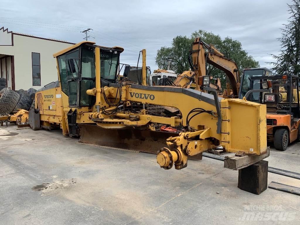Volvo G990 Graders