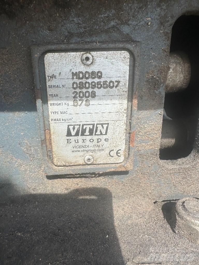 VTN MD080 Rupsgraafmachines