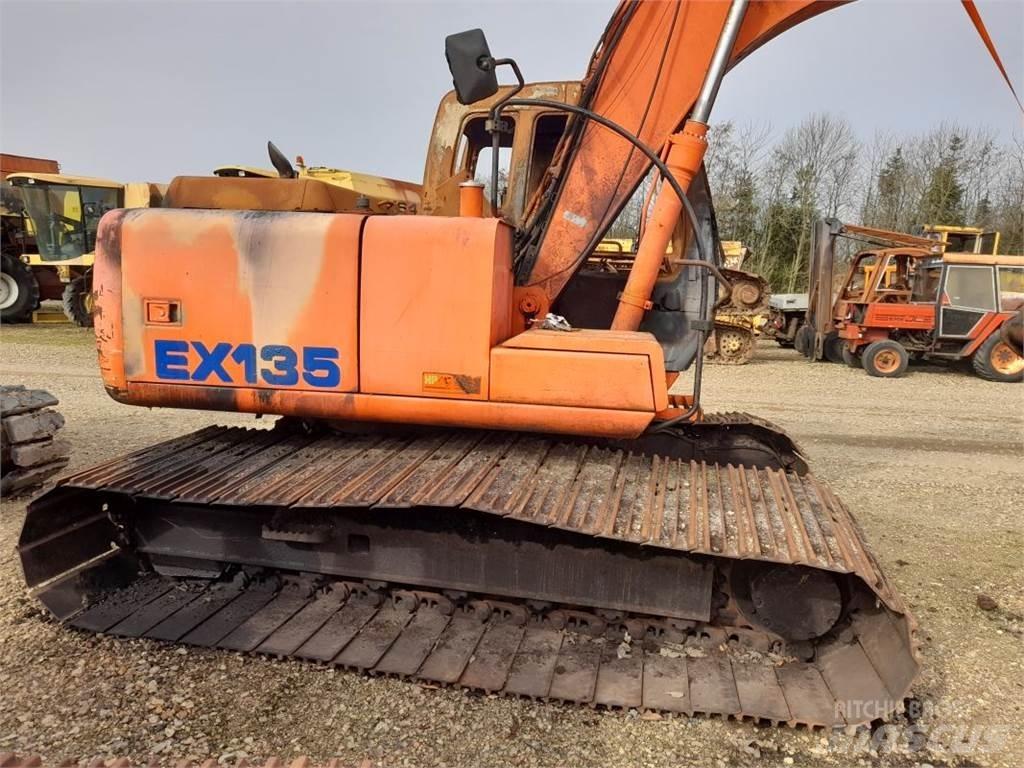 Hitachi EX135 Tractoren
