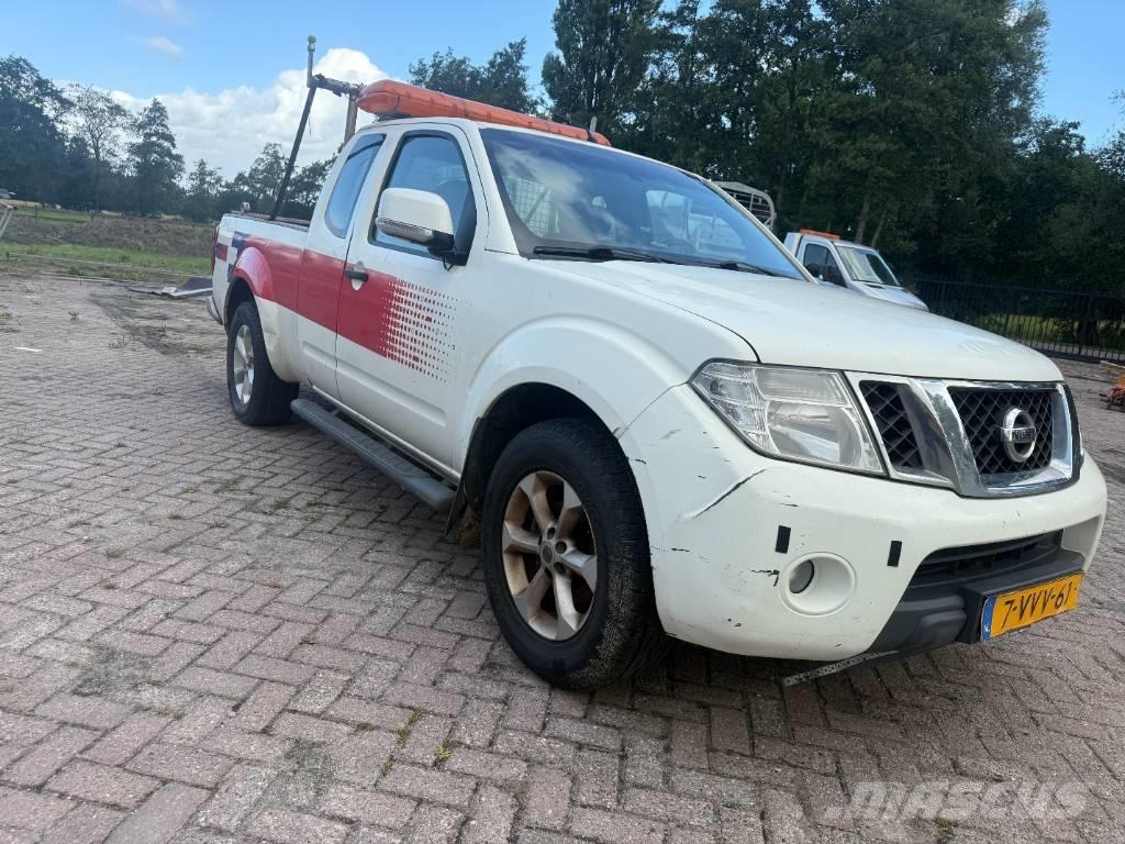 Nissan Navara Bestelwagens met open laadbak