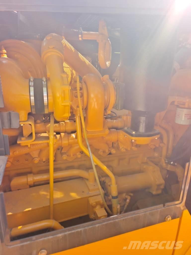 Shantui SD 22 Rupsdozers