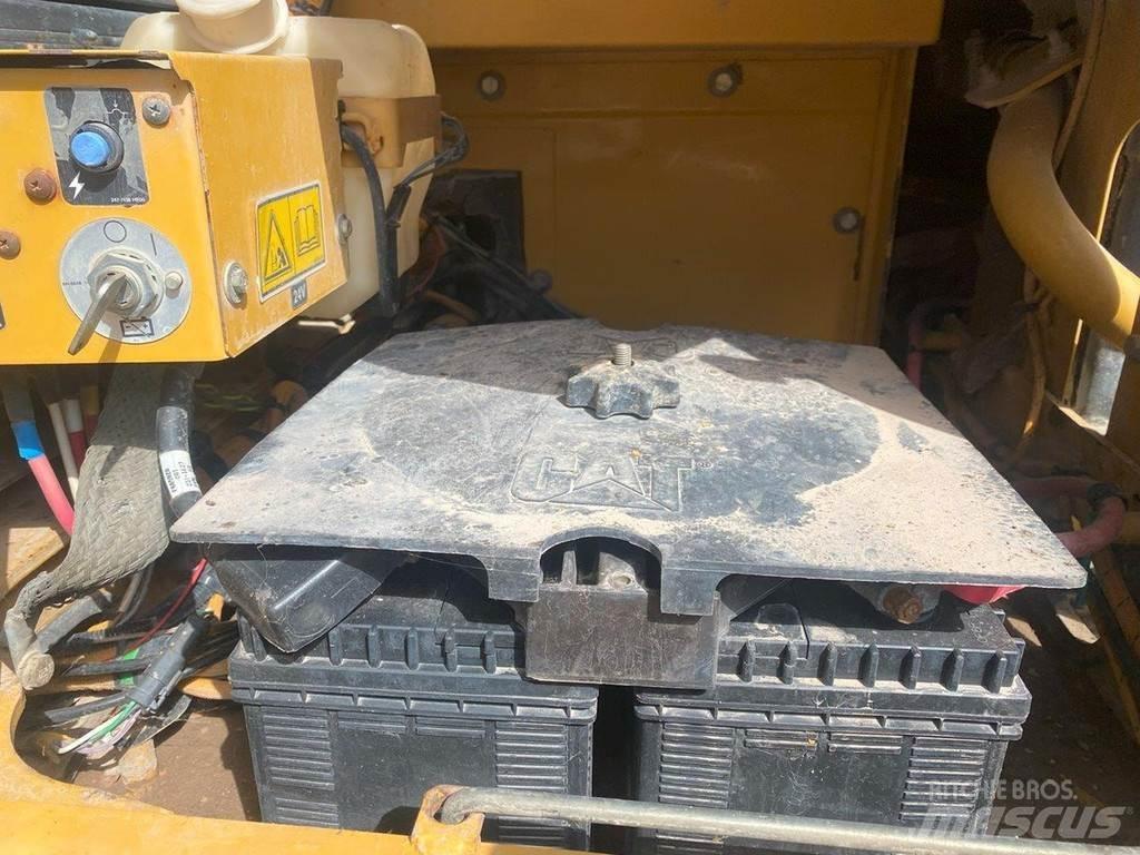 CAT 324 D NVT Rupsgraafmachines