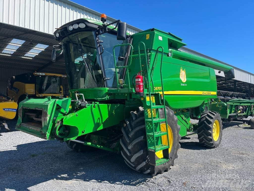 John Deere C 670 I Maaidorsmachines