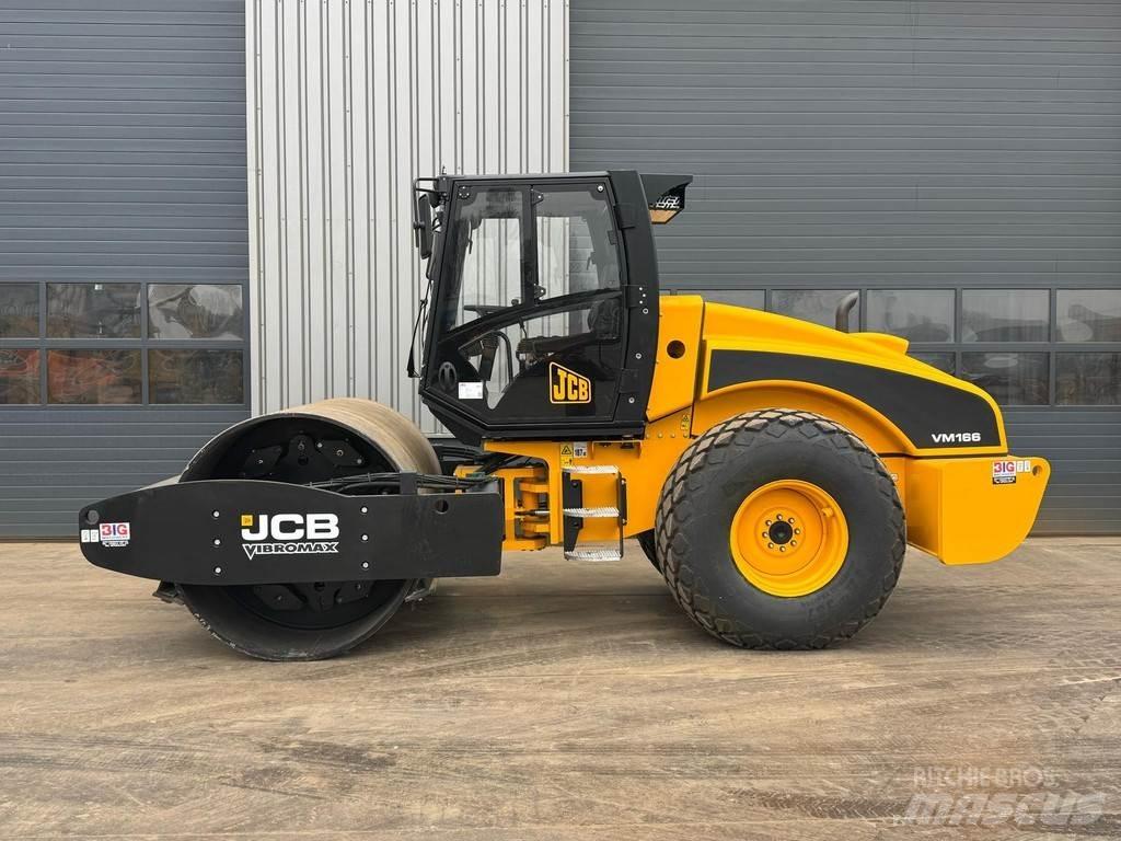 JCB VM166D Trilrolwalsen
