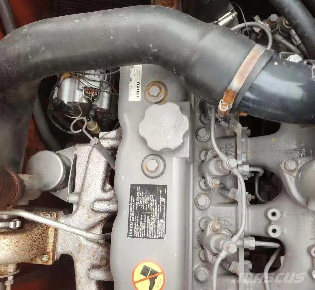 Hitachi 135 US-6 Rupsgraafmachines