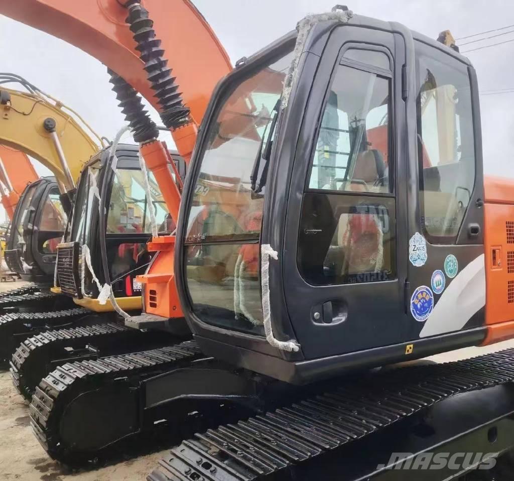 Hitachi 135 US-6 Rupsgraafmachines